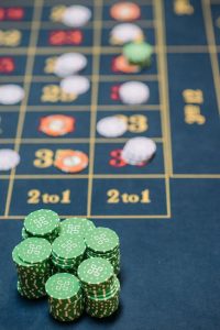 How DeFi Integrations Change Betting: Liquidity, Yield and Settlement