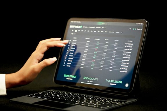 How Sports Betting Oracles Put Match Results On-Chain